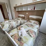 アパート -15min Cascate Marmore- Ampio Appartamento, Park Gratuito *