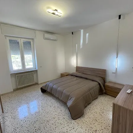 -15min Cascate Marmore- Ampio Appartamento, Park Gratuito Lägenhet