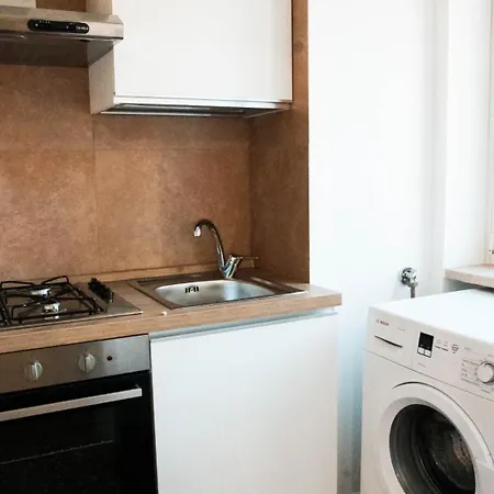 -15min Cascate Marmore- Ampio Appartamento, Park Gratuito Apartamento Terni