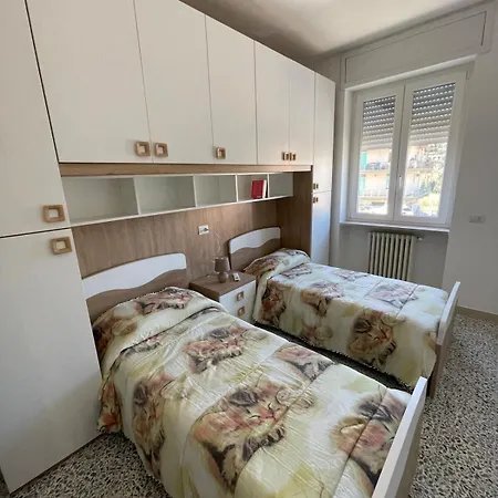 Apartamento -15min Cascate Marmore- Ampio Appartamento, Park Gratuito *