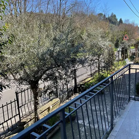 Apartment -15min Cascate Marmore- Ampio Appartamento, Park Gratuito *