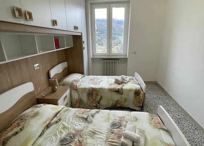 -15min Cascate Marmore- Ampio Appartamento, Park Gratuito Apartment *